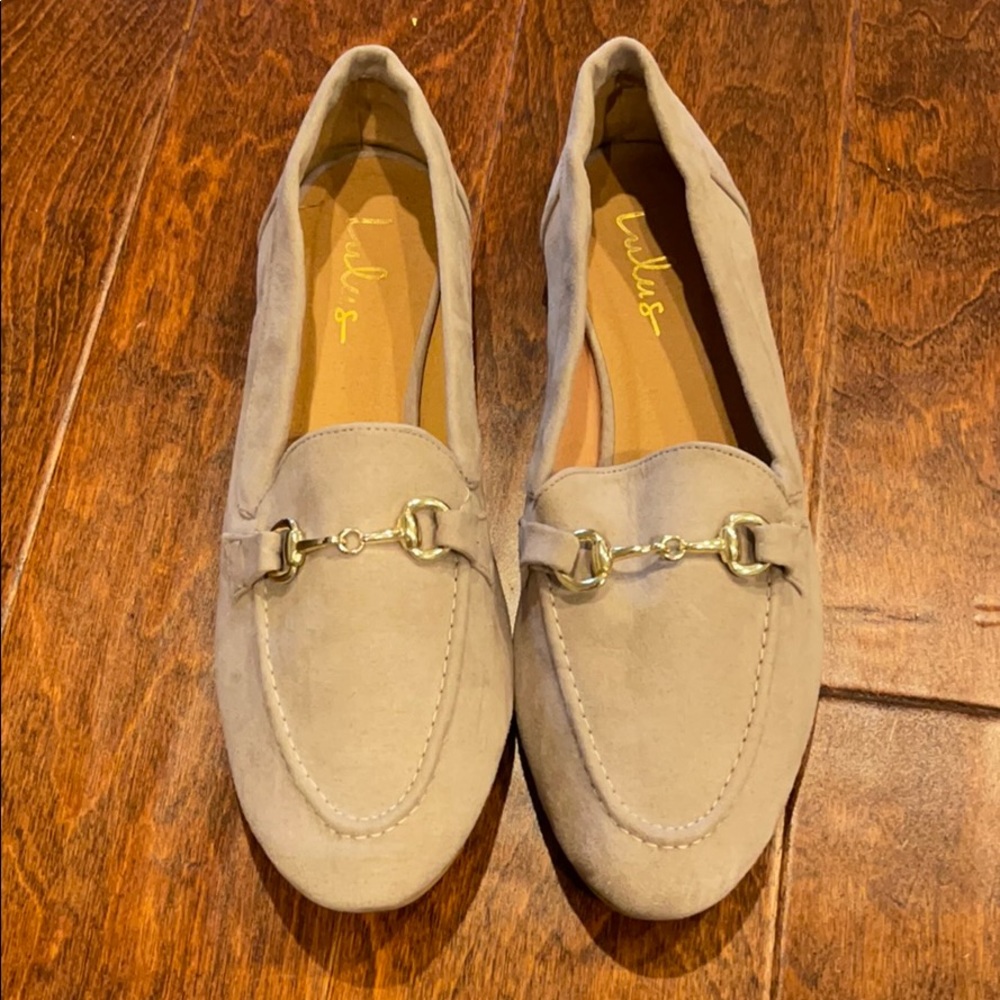 🔴- Lulu’s Loafer - Picture 3 of 5